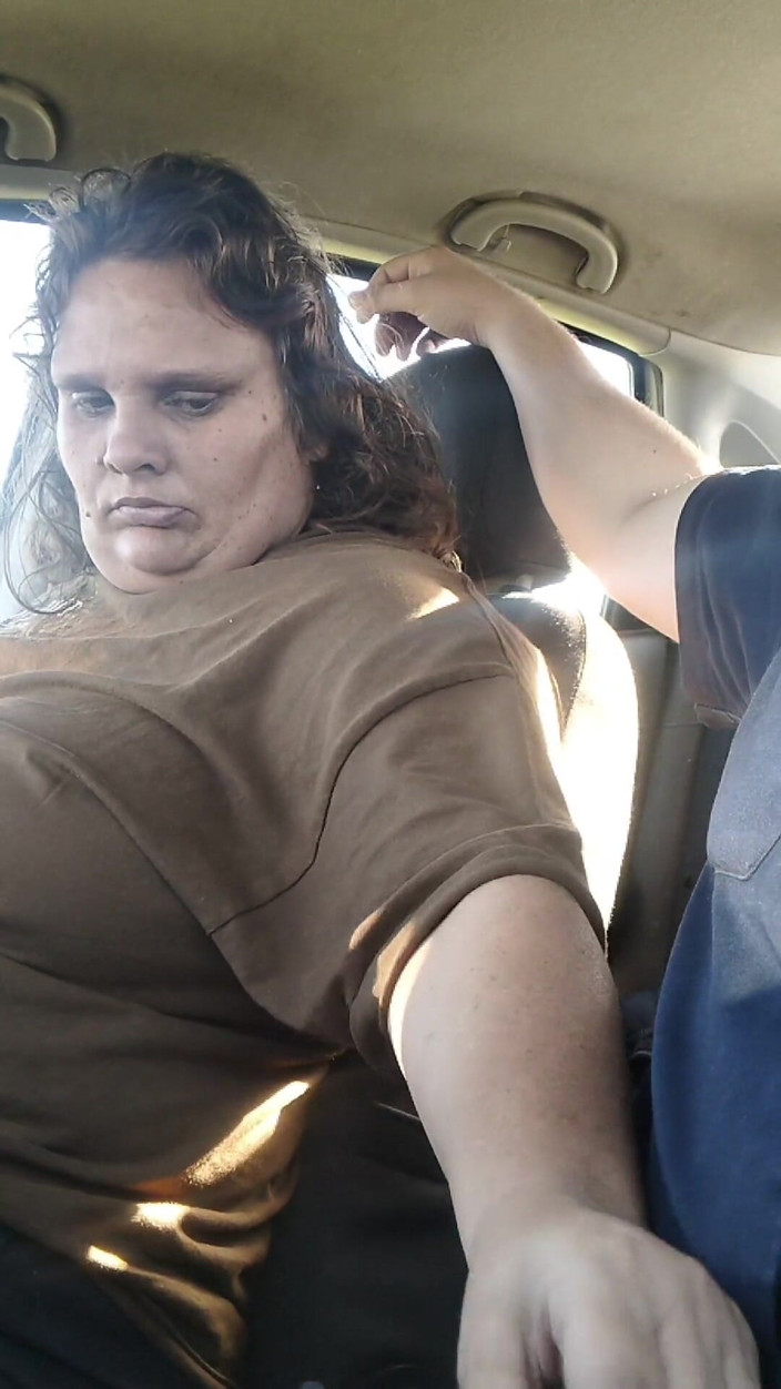 hothouse18xxx: Stacy Gave Jhonny a Kinky Handjob in His Car ( Dirty...