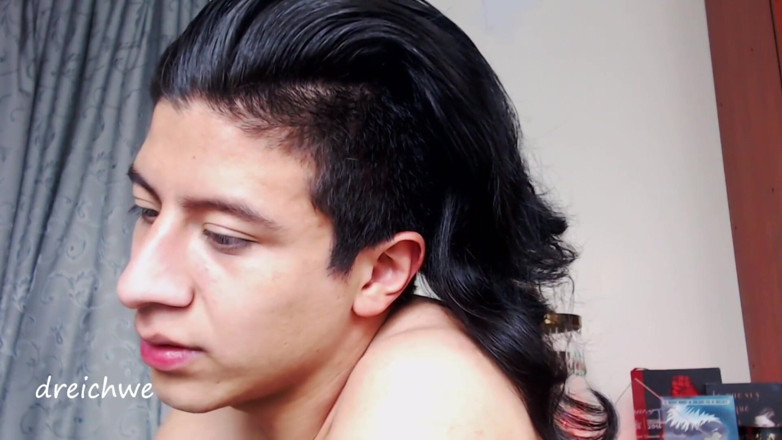 Dreichwe: Combing my long hair with masturbation - Episode 29