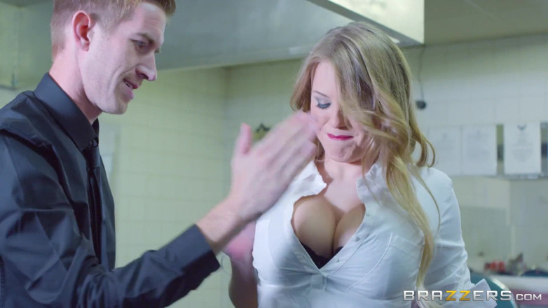 BRAZZERS: Brazzers - Денні намагається зняти фільм, але в кінцевому підсумку робить те, що він робить найкраще, він трахає Віолу Бейлі