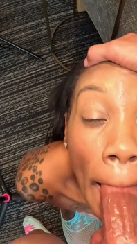 Cheating Ebony Slut Gets Holes Used While Her Boyfriend Is at Work