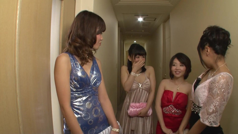 Watch Dirty Movies: Casamento se torna uma festa de sexo