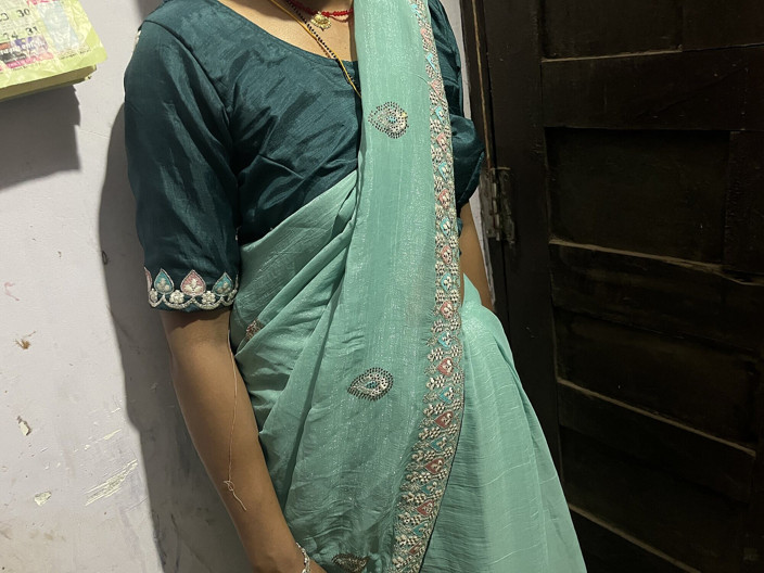 Ritu: Indisch Tamil-meisje en sexyi-jongen zeer goede sexy Chudai