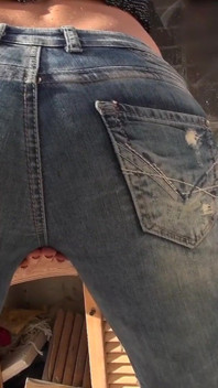 Jeans Piss Orgasm! When the Bladder Is Full to the Brim!