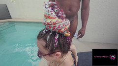 Auntie Nation: Час гри в більярд для закоханості та пікантного українки