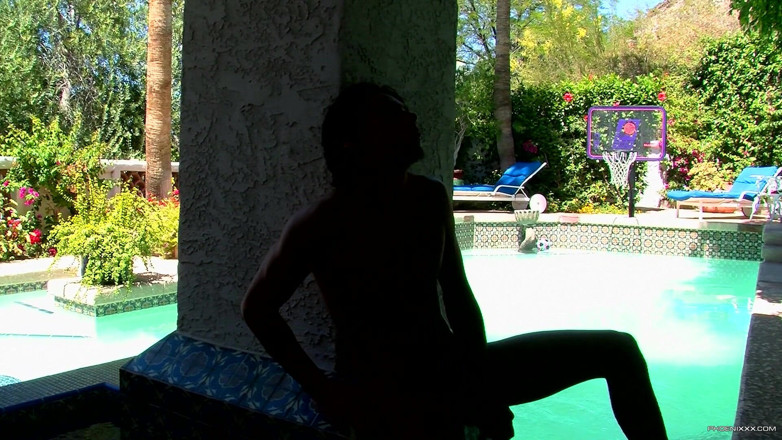 Phoenixxx: Jacob Gets a Creamy Treat