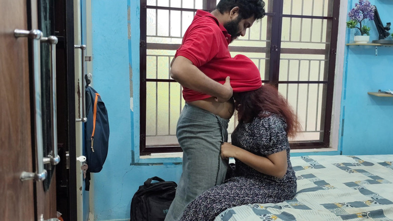 Vaigavarun45: Malayalai Couple Hot Romance and Cock Rub