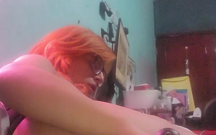Our threesome adventures: トラニーはあなたのことを考えて急いでいます