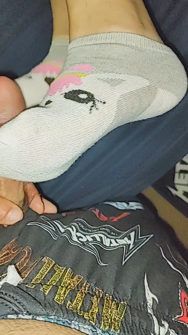 Calzini alla caviglia da unicorno birichino, pompino con i calzini e sperma (SocksAddict69) Naughty Little Unicorn Ankle Socks Sockjob Cum (SocksAddict69)