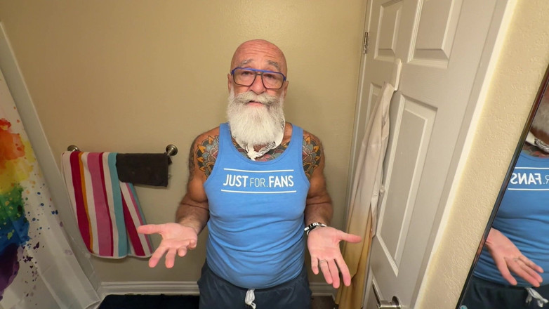 Ready buttram: Plug and Stroke and Squirt.