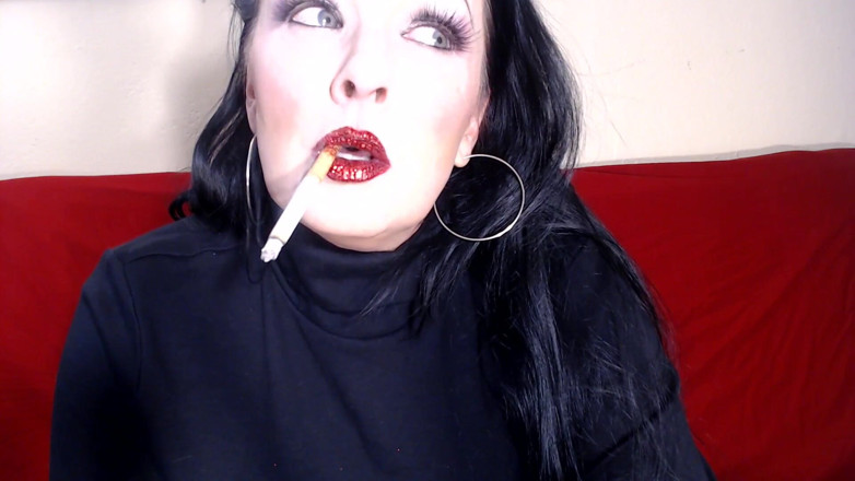 Abby Anna: Ultra smyslná milf kuřačka kompilace