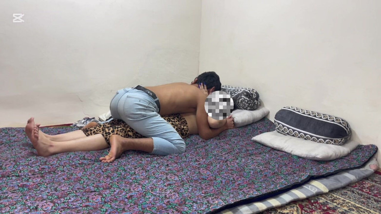 Roben: с двумя мужиками