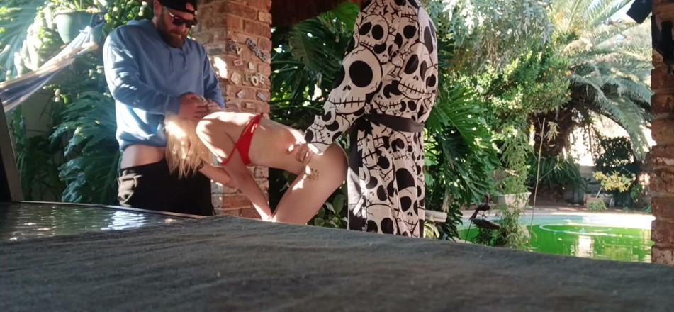 Bigjoefuckalott: Freeway Having Some Fun to to Left