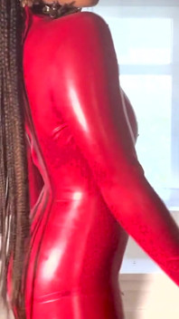 Jenna Foxx, jolie bombasse noire, se fait fesser par Emma !