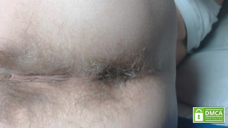 Risky Hairy Couple: Бісер дупи і пестощі пальцями дупи