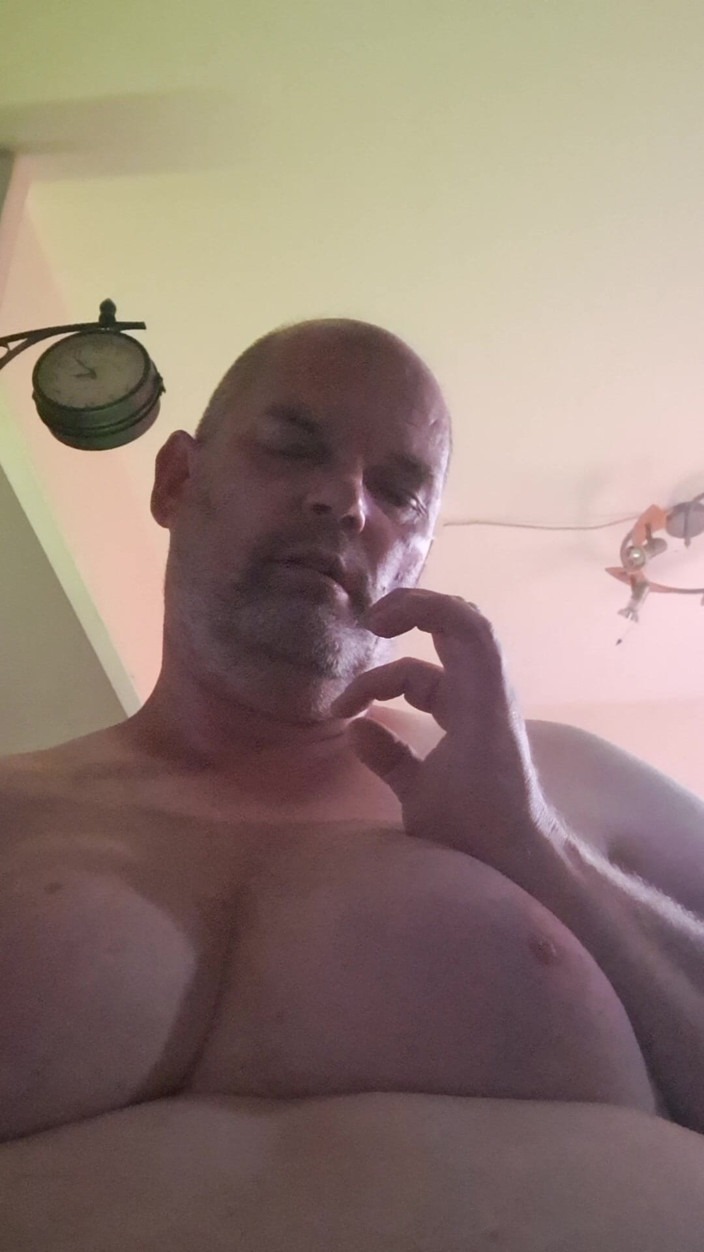 Fickspecht: The Greedy Slut Needs Cocks