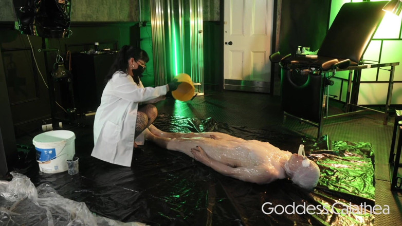 Goddess Calathea: Bondage de encasemento líquido de silicone