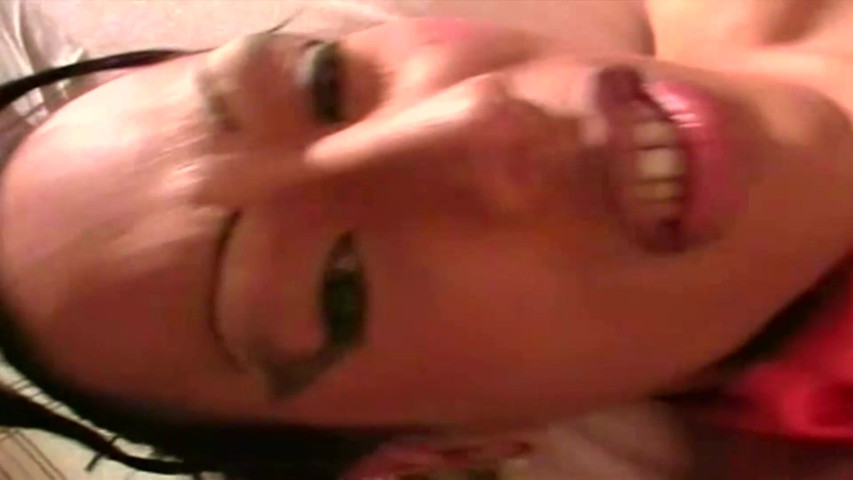 Thai Tranny Blows and Jerks off Until She Cums. (Transsexuell and gay club)