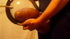 Монструозна трубка використовується як насос для члена для monstercock