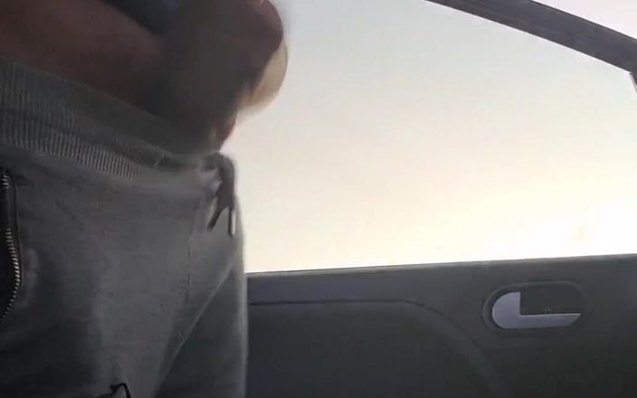 jay jenson: Am uitat să încarc wank în pantalonii scurți gri country side