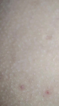 Meu touro preto puxa minha tanga de lado e fode minha buceta duro