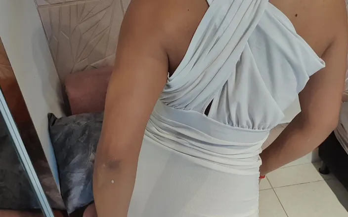 AgataDelphine: Very Elegant I'm Putting My Fingers