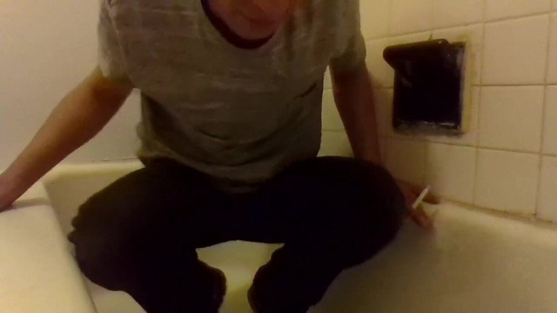 LilTaste: Stripping Buttnaked; Peeing in My Mouth &amp; on My Face, Titties...