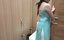 Saarabhabhi6: Bhabhi después de un baño caliente, chica india orina con...