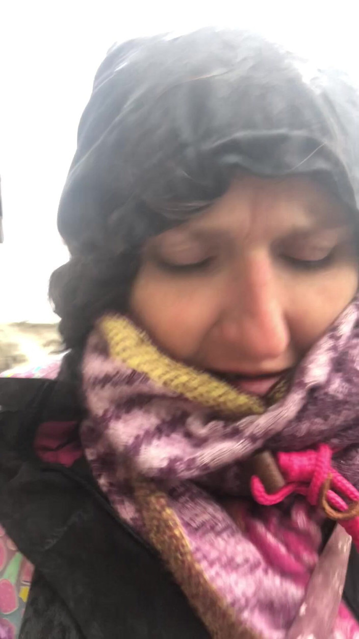 MistressWriggler: Esibizionismo Delle Mie Tette Con Capezzoli Duri Come Una Roccia...