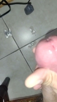 Jerking off Secretly with Uncle's Underwear