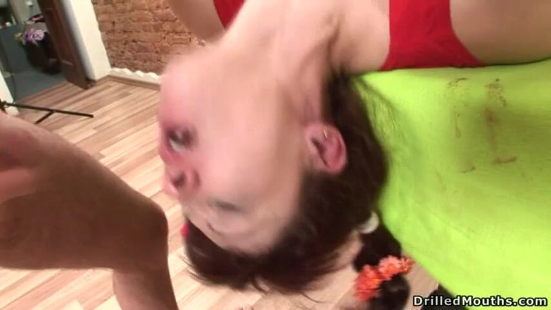 1 Pass For All Sites: This Teen Chick Is One of Those Who Like Deep...