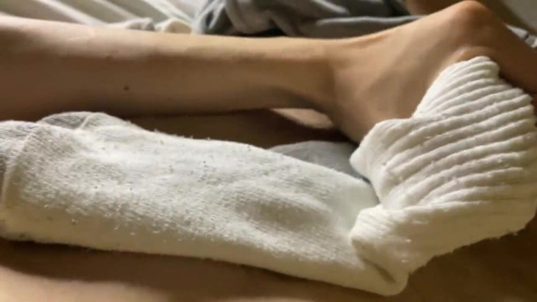 qaz11: handjob on cam-418