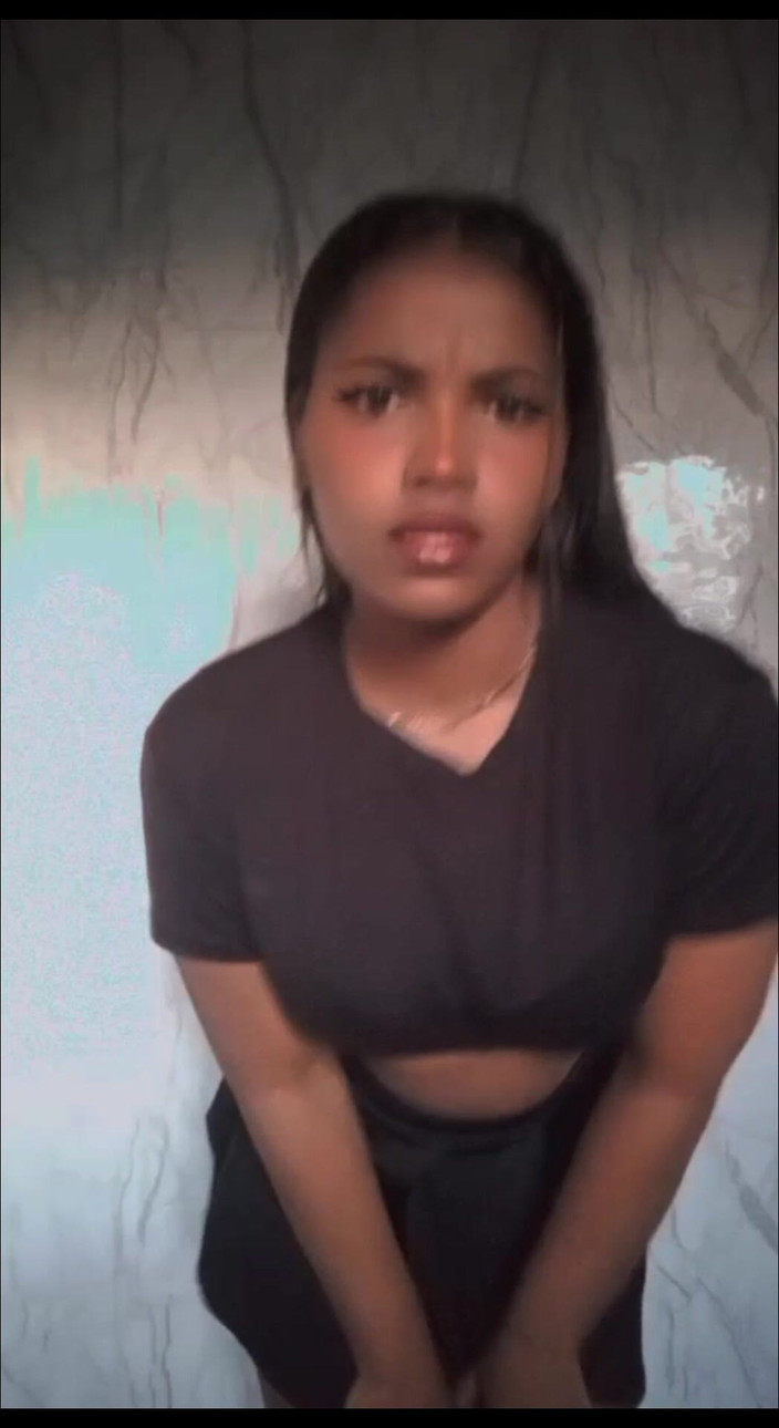 Minayi: İçeriğimi seviyorsanız neden beni mavimle aramıyorsun ve harika şeyler göreceksiniz