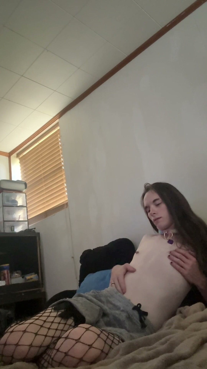 SmoleGirlTrans: Trans Pet Decides to Explore Herself While Her Owner Is...