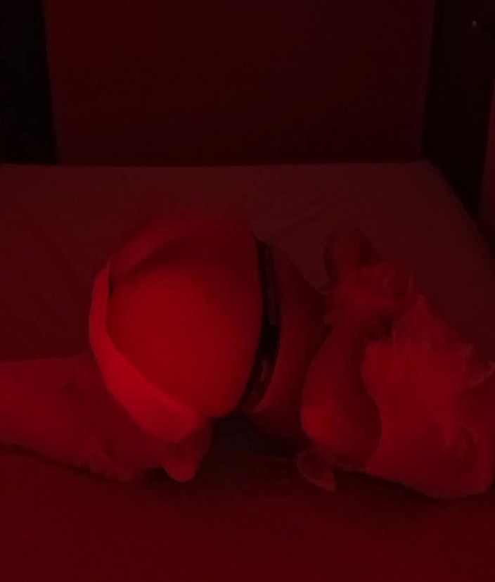 MiguellTrajano: 빨간 방의 비전 - 근무 중인 의사를 위한 관능적인 비디오를 녹음하는 간호사