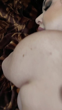 Domácí porno s velkým zadkem 19 letá íránská nevlastní sestra