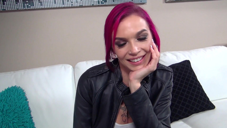 Anna Bell Peaks: Hot sex on white couch