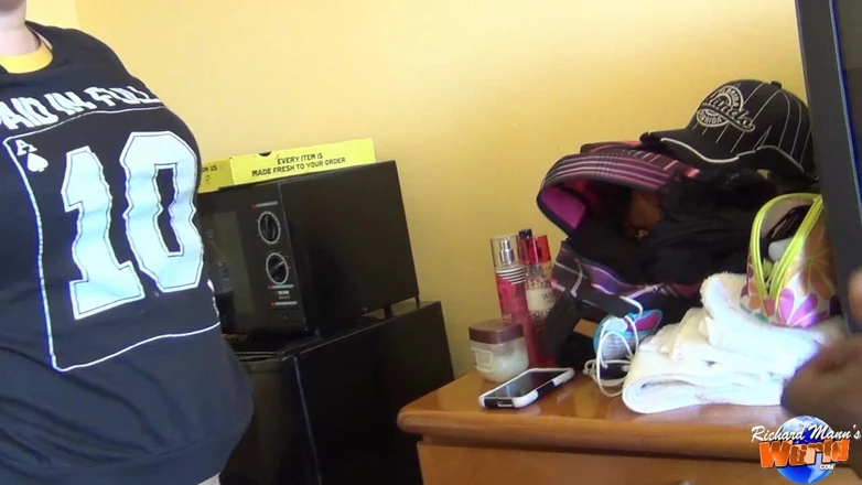 Richard Mann: Adena Paige- No I Don't Take Food Stamps