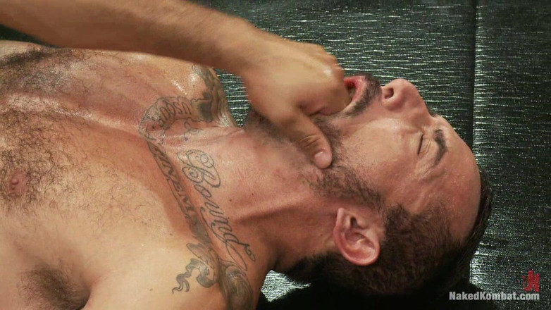 Naked Kombat: 알레시오 로메로 vs 레오 포테 오일 매치