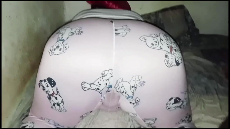 Casalsaodaporra: Îmi fut mama vitregă în pijamale pe pat