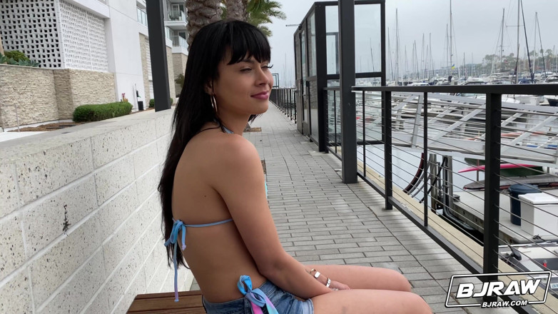 BJ Raw: Bjraw Ari Alectra Aims to Please