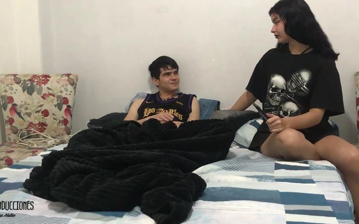 MAFELAGO: Encuentro a mi hermanastro en su habitación masturbándose y me...