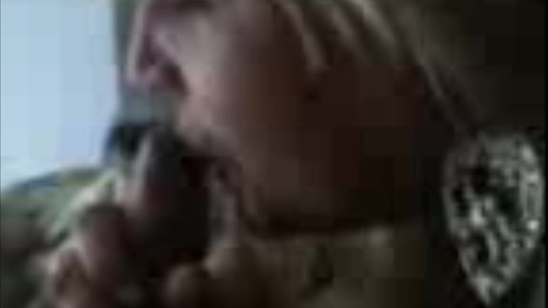 My sexy MILFS: Teyzem sikimi emiyor ve dölümü yutuyor