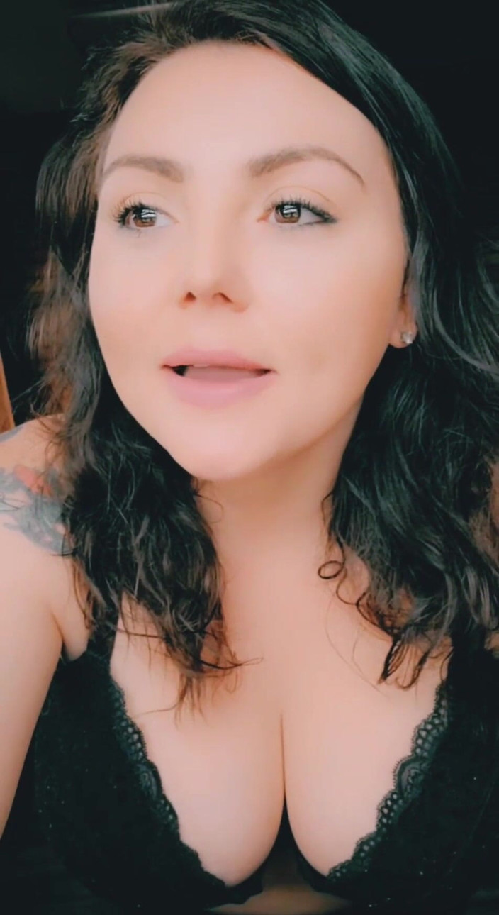 CoyWilder: Onlyfans tycker att jag är för stygg, förhoppningsvis fick alla fixerade,...