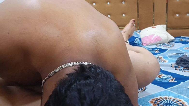 Catchybusty: Nerd vuole fare sesso