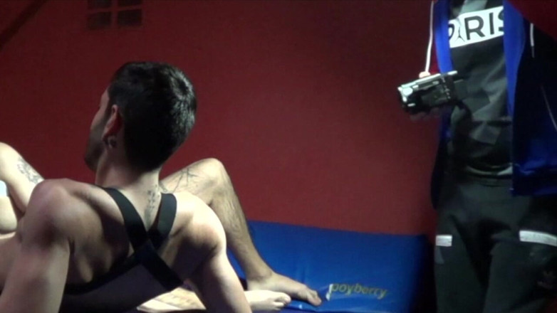 XXL gape hole used bareback by hard fuckers: Dougls Ufkedd Raw by Alexis Xxl