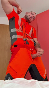 Tyler Blake Honění V Pracovním Oblečení Hivis Lumberjack - Protahování Svalů a Výbušný Výstřik
