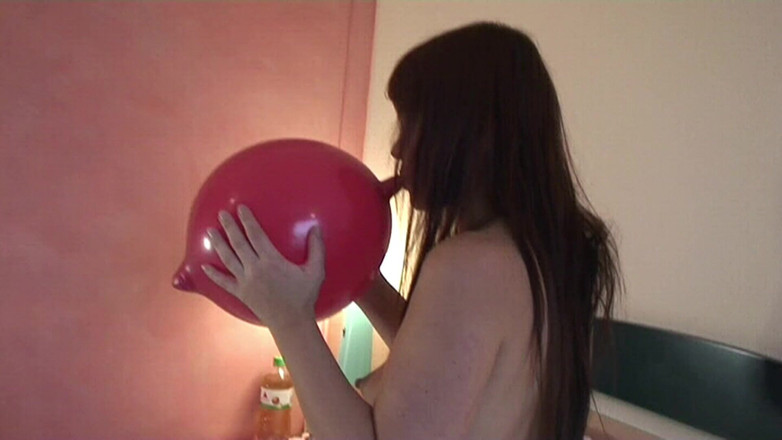 Looners Passion: Otelde B2p - Kırmızı Balon