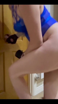 Unlocked Rod's Cock in the Gloryhole