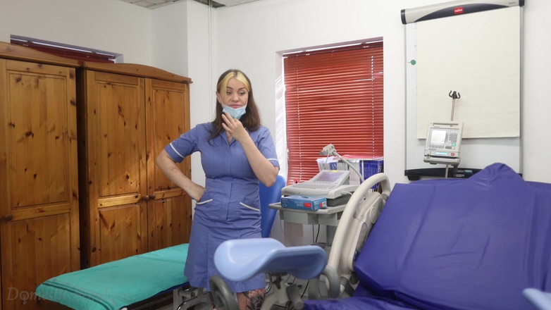 Domestic femdom: Hukuman kesucian suster mcqueen