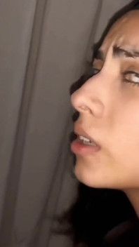 Můj kmotr mi dává iphone výměnou za rychlý anál
